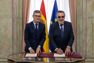 Foto de los firmantes del acuerdo