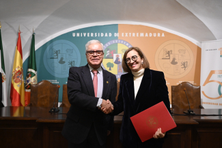 Foto de los firmantes del acuerdo