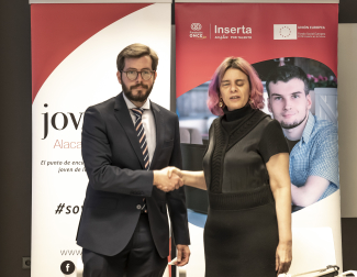 Fotografía de los firmantes del acuerdo