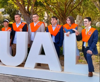 Foto de la graduación de una pasada edición
