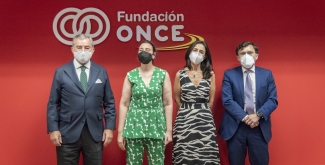 Foto de familia de los firmantes del acuerdo