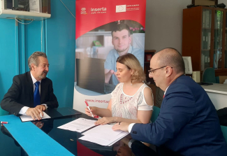 Fotografía de los firmantes del acuerdo