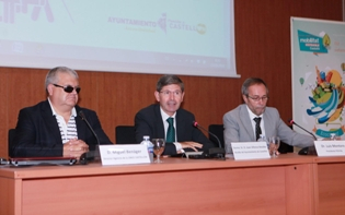 Foto de la mesa de inauguración de la jornada de Fundación ONCE y Fesvial