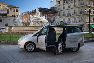 Foto de uno de los vehículos adaptado de Ford