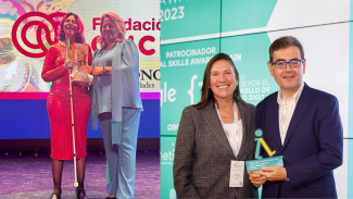 Fotografía conjunta de los dos actos de entrega de premios a Fundación ONCE