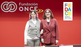 Imagen de las firmantes de pie