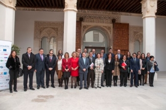 Foto de familia tras la jornada del Foro Inserta REsponsable