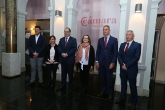 Foto de las personas que han participado en la rueda de prensa de presentación