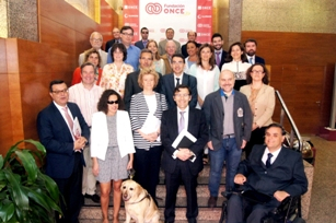 Foto de familia del jurado de los Premios Discapnet de Fundación ONCE