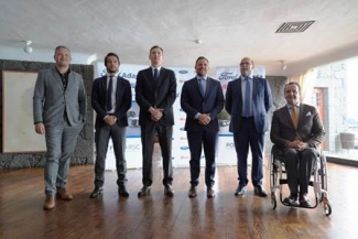 Foto de las personas que han participado en la presentación de Ford Adapta en Lanzarote