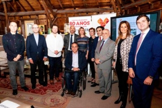 Foto de familia de las personas que han intervenido