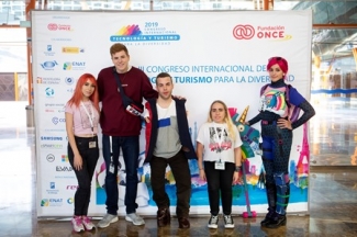Foto de los gamers que han participado en la exhibición