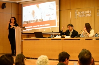 Foto de un momento de la inauguración