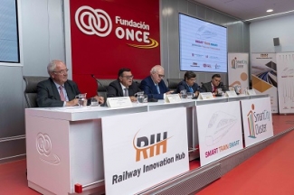 Imagen de la mesa de trabajo con los representantes de cada entidad