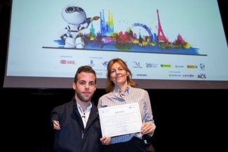 Foto de la entrega del premio