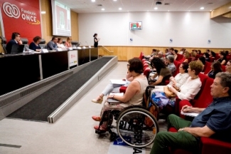 Foto del salón de actos durante el evento