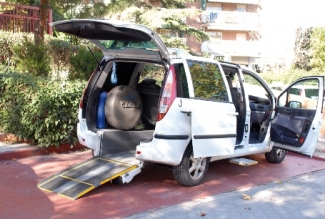 Foto de un taxi accesible