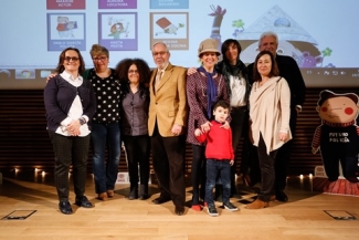 Foto de familia tras la presentación