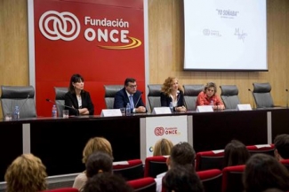 Foto de la presentación en Fundación ONCE