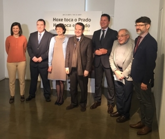 Imagen autoridades en la inauguración en Vigo