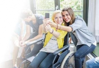 imagen de personas con discapacidad