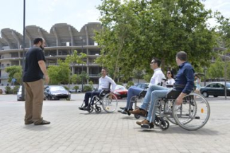 Foto de un momento de uno de los simulacros de discapacidad