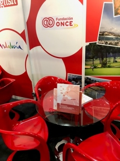 Foto del stand de Fundación ONCE