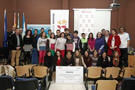 Foto con los alumnos premiados