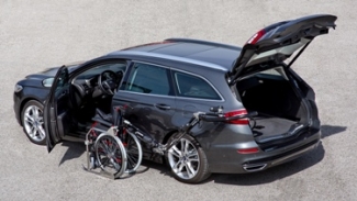 Foto del Ford Mondeo con una adaptación