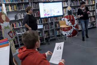 Fotografúa de una representación de cuentos